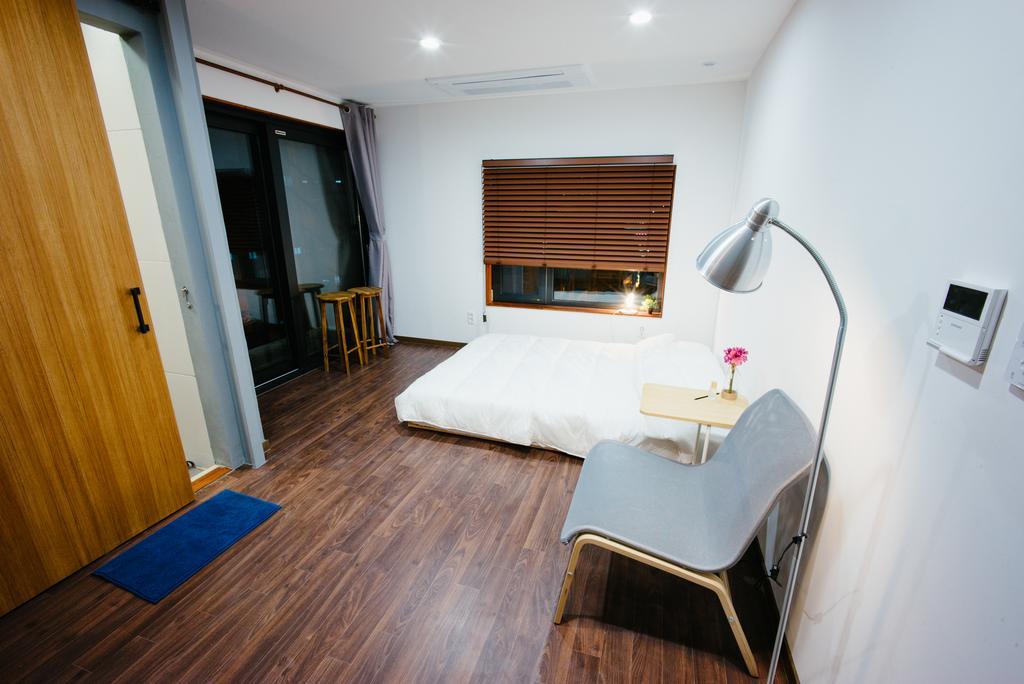 Morning Dew Guesthouse بوسان المظهر الخارجي الصورة