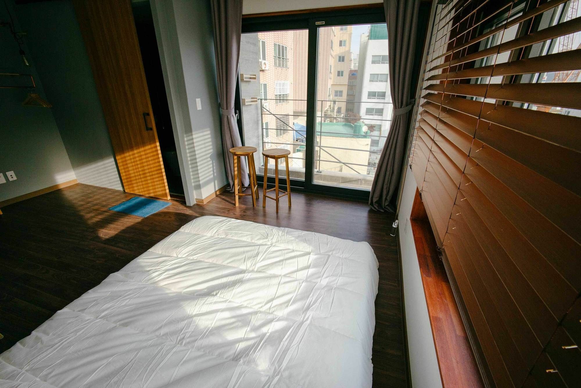 Morning Dew Guesthouse بوسان المظهر الخارجي الصورة